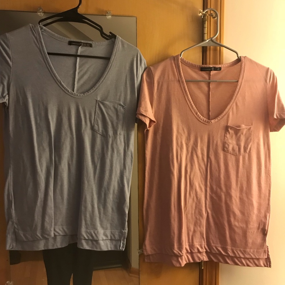 2 pack Atmosphere t shirts